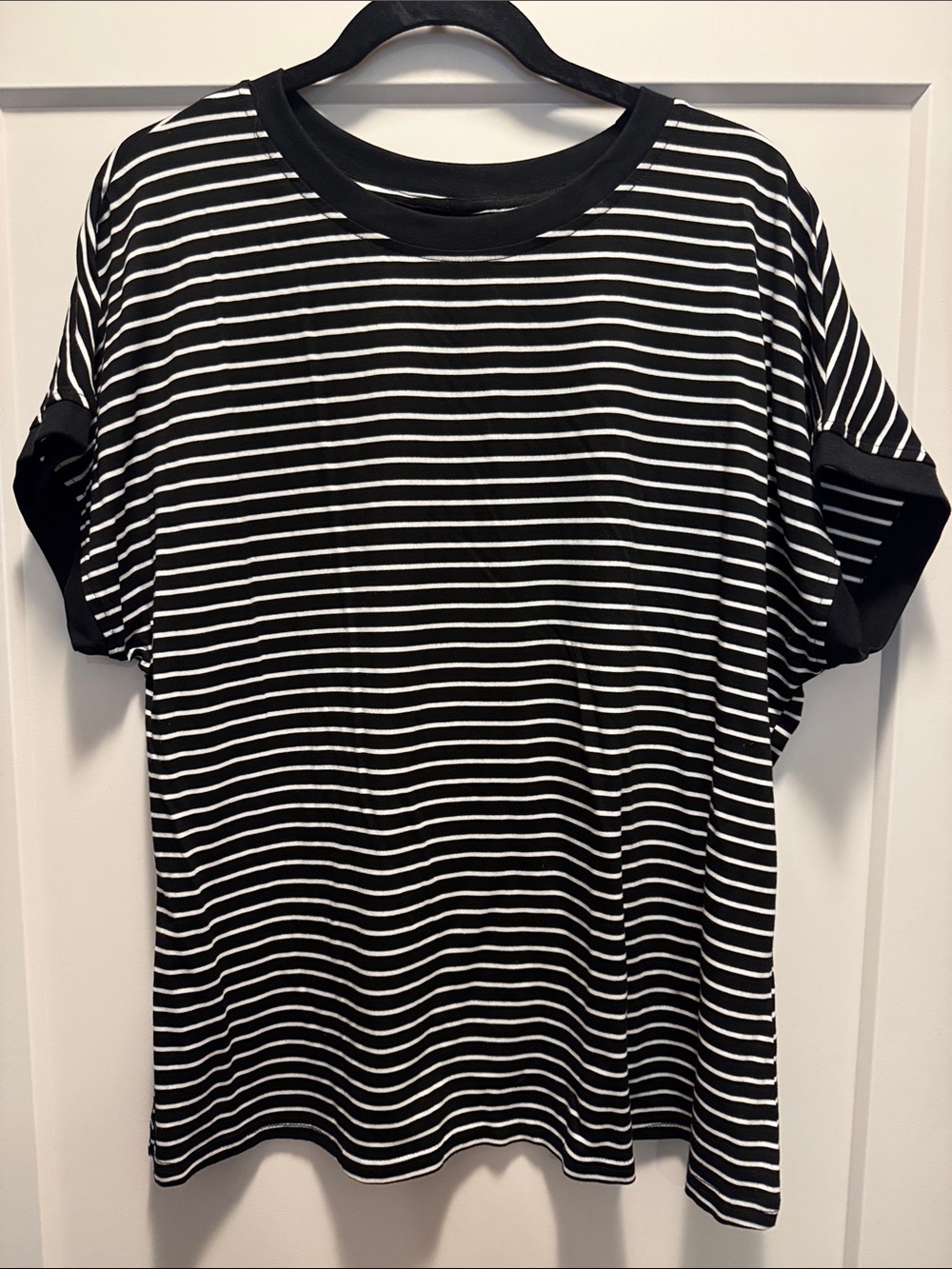 🆕 Dokotoo Black & White Striped Viscose Women’s Short Sleeve Tee. XL. NWT!🔥🖤